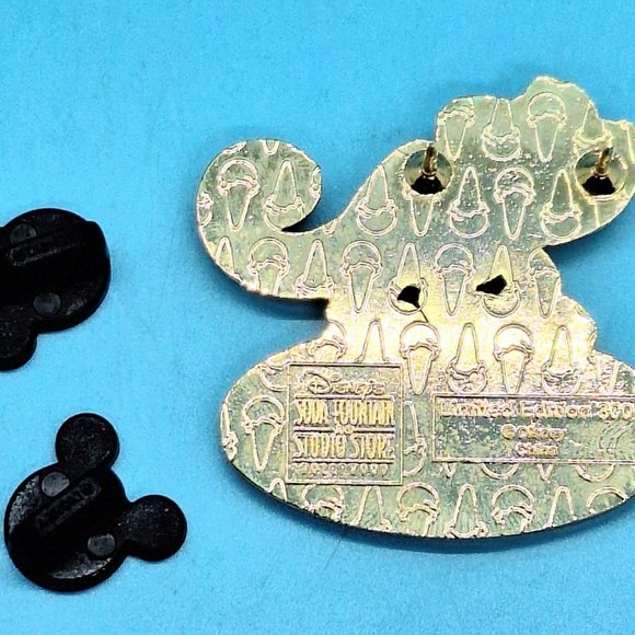 Disney Soda Fountain Pascal Tangled Disney Trading Pin 3D Raised #80882 LE 300 - Picture 2 of 2